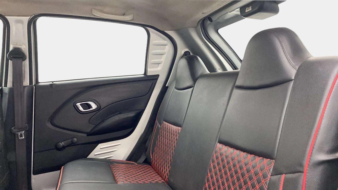 2018 Datsun Redi Go T(O) 1.0L LIMITED EDITION, Petrol, Manual, 71,764 km, Right Side Rear Door Cabin