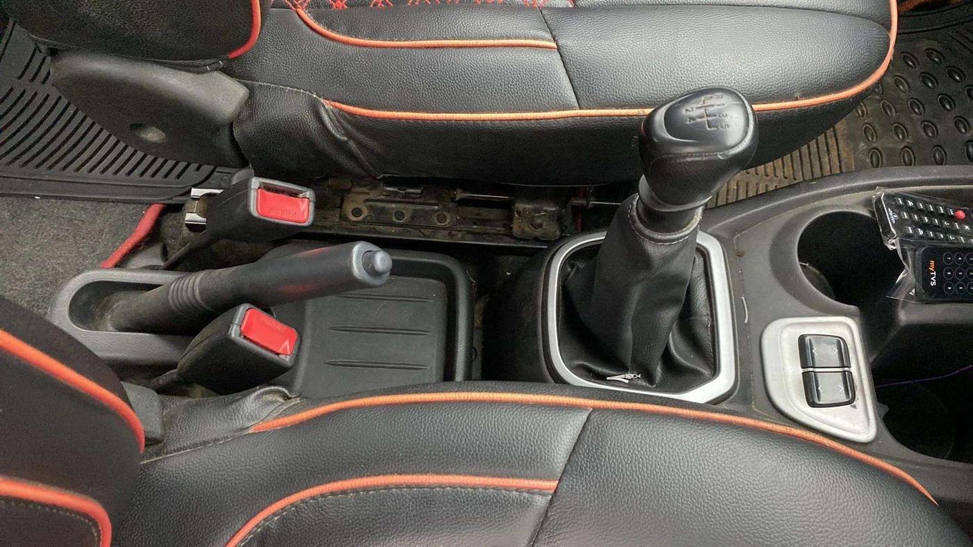 2018 Datsun Redi Go T(O) 1.0L LIMITED EDITION, Petrol, Manual, 71,764 km, Gear Lever