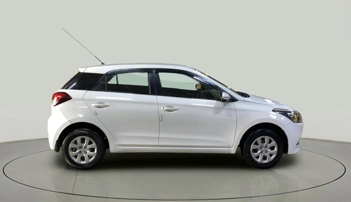 2017 Hyundai Elite i20 SPORTZ 1.2, Petrol, Manual, 44,748 km, Right Side View