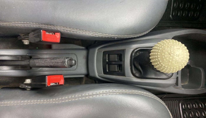 2015 Maruti Alto 800 LXI, Petrol, Manual, 76,027 km, Gear Lever