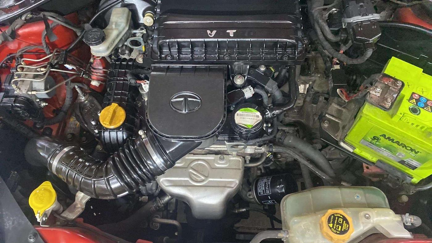 2017 Tata Tiago XZA PETROL, Petrol, Automatic, 71,649 km, Open Bonet