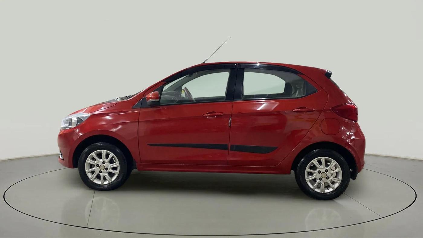 2017 Tata Tiago XZA PETROL, Petrol, Automatic, 71,649 km, Left Side