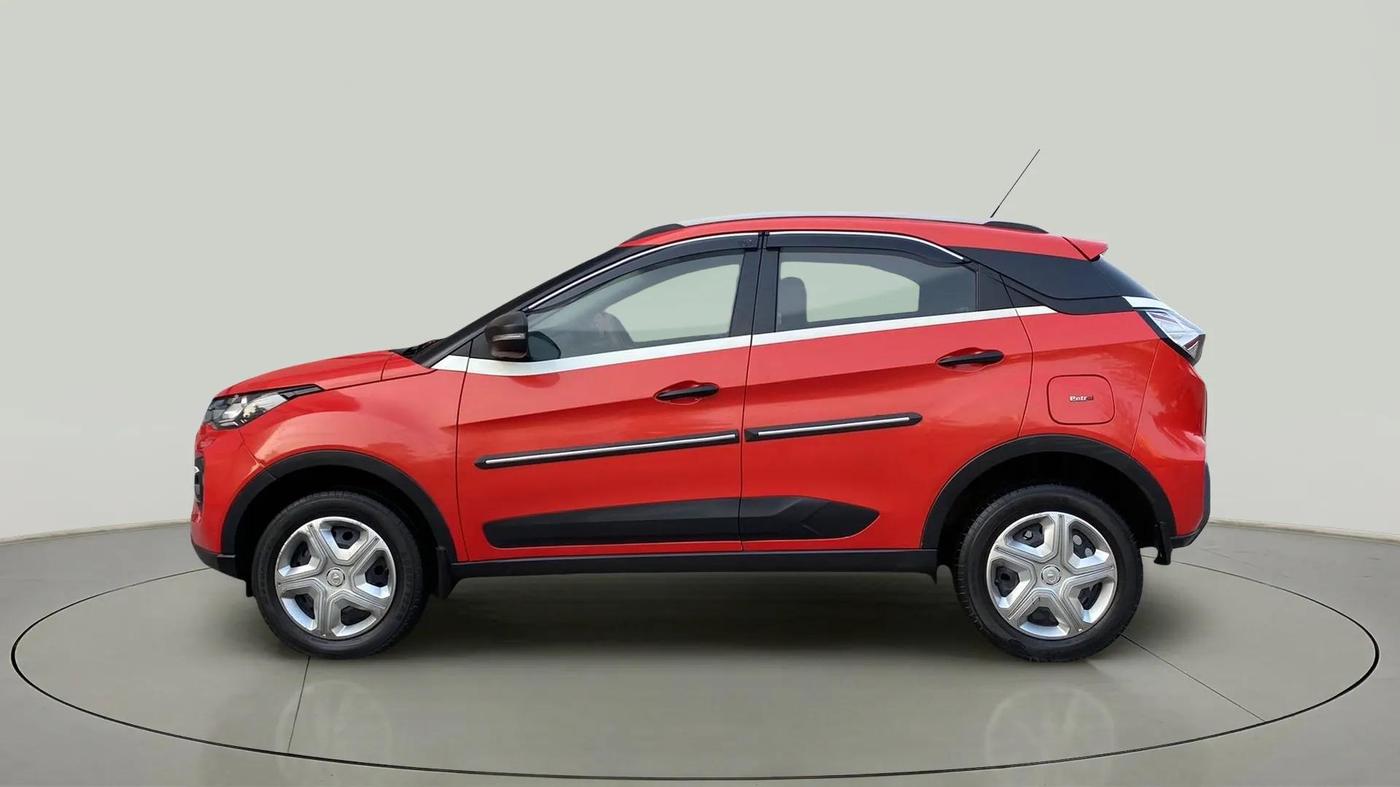 2020 Tata NEXON XM PETROL, Petrol, Manual, 28,637 km, Left Side