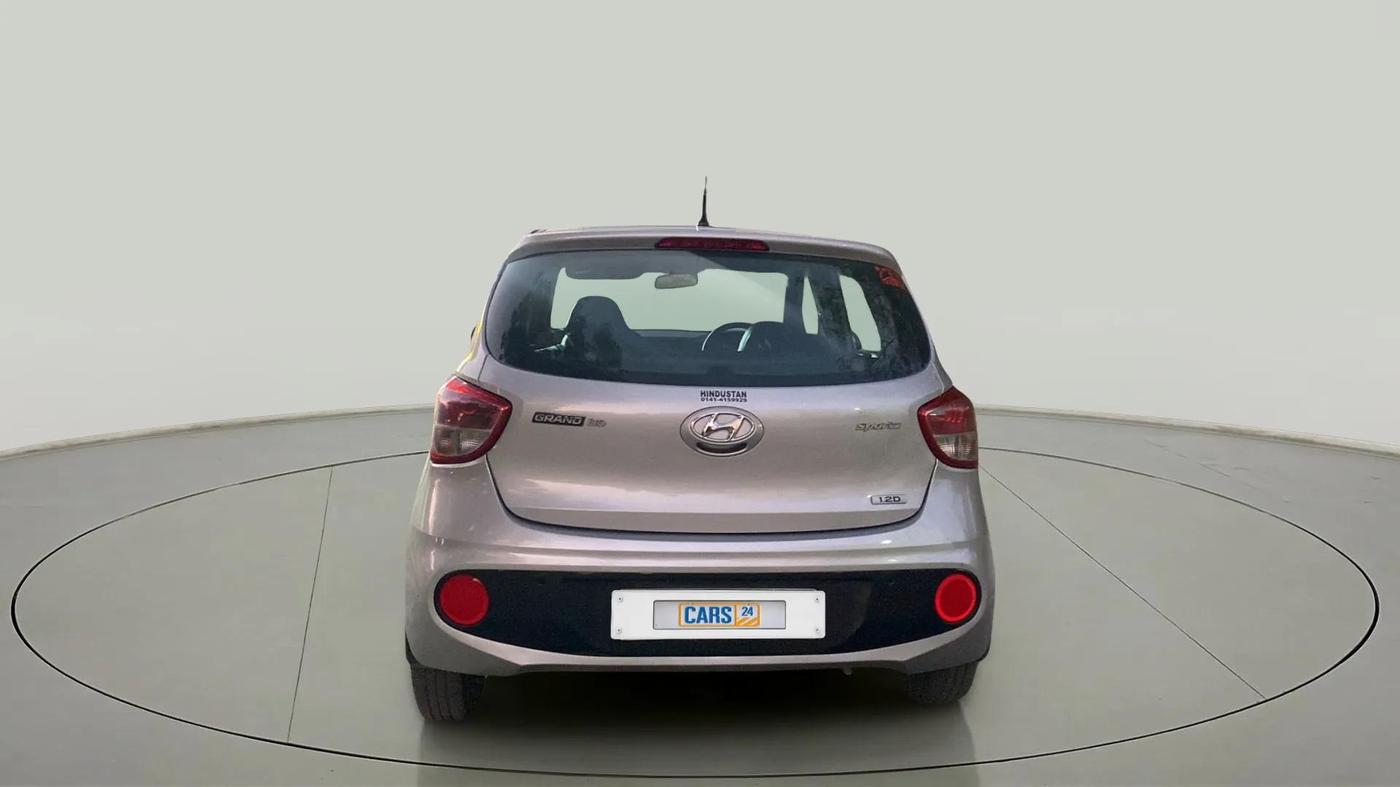 2017 Hyundai Grand i10 SPORTZ 1.1 CRDI, Diesel, Manual, 1,00,131 km, Back/Rear