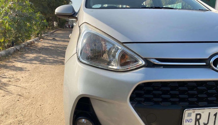 2017 Hyundai Grand i10 SPORTZ 1.1 CRDI, Diesel, Manual, 1,00,131 km, Bonnet (hood) - Slightly dented