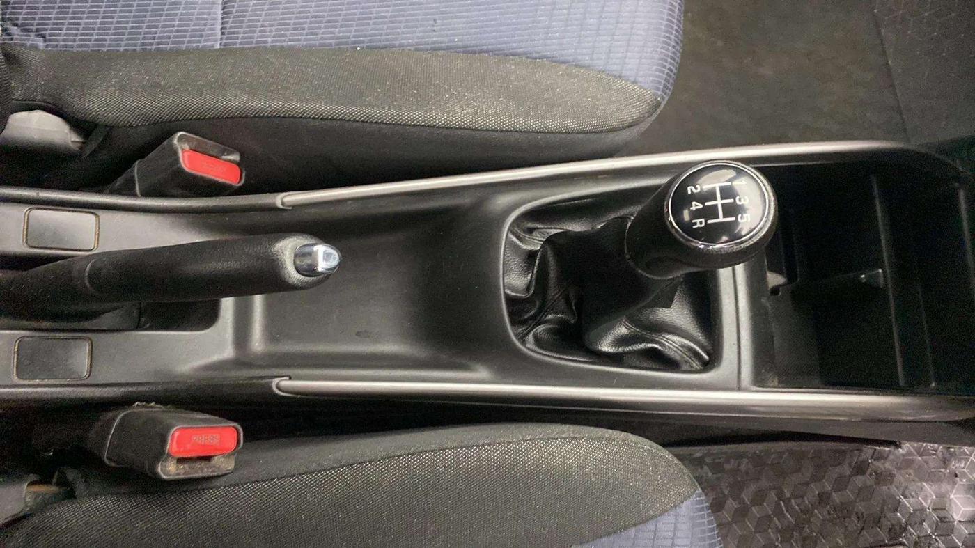 2020 Maruti Baleno ZETA PETROL 1.2, Petrol, Manual, 80,727 km, Gear Lever