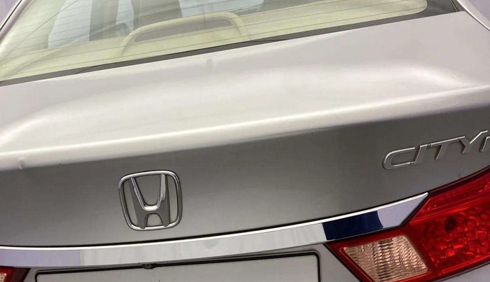 2014 Honda City 1.5L I-VTEC V MT, Petrol, Manual, 87,463 km, Dicky (Boot door) - Slightly dented