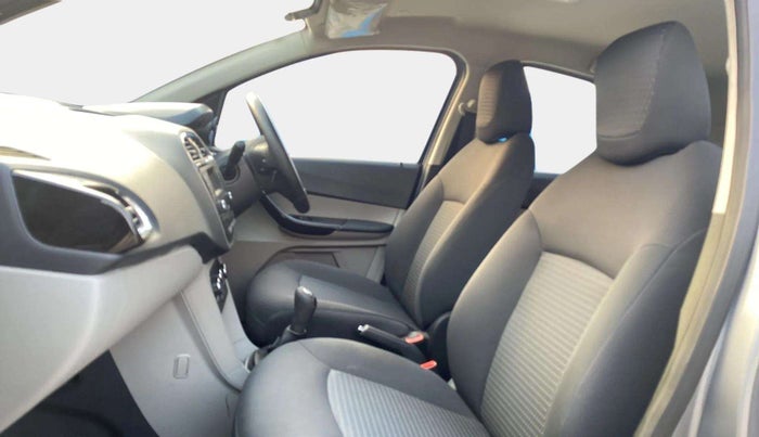 2018 Tata Tiago XZ PETROL, Petrol, Manual, 36,886 km, Right Side Front Door Cabin