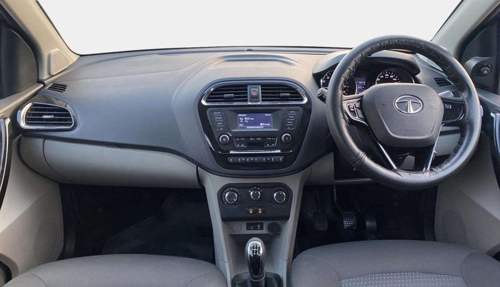 2018 Tata Tiago XZ PETROL, Petrol, Manual, 36,886 km, Dashboard