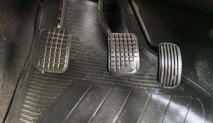 2018 Tata Tiago XZ PETROL, Petrol, Manual, 36,886 km, Pedals