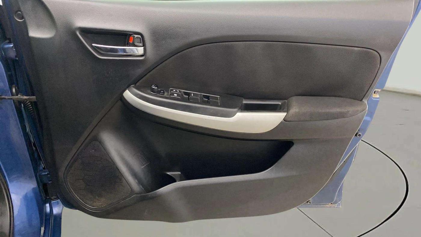 2017 Maruti Baleno ZETA PETROL 1.2, Petrol, Manual, 87,215 km, Driver Side Door Panels Control
