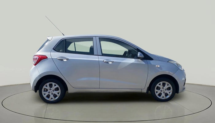 2015 Hyundai Grand i10 MAGNA 1.2 KAPPA VTVT, Petrol, Manual, 52,307 km, Right Side View