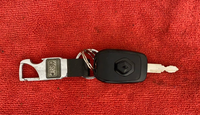 2020 Renault Kwid NEOTECH RXL 1.0 AMT, Petrol, Automatic, 19,481 km, Key Close Up