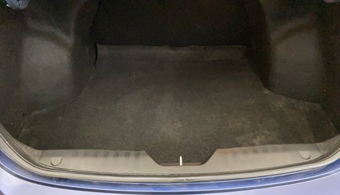 2018 Maruti Ciaz ZETA 1.5 SHVS MT PETROL, Petrol, Manual, 8,361 km, Boot Inside