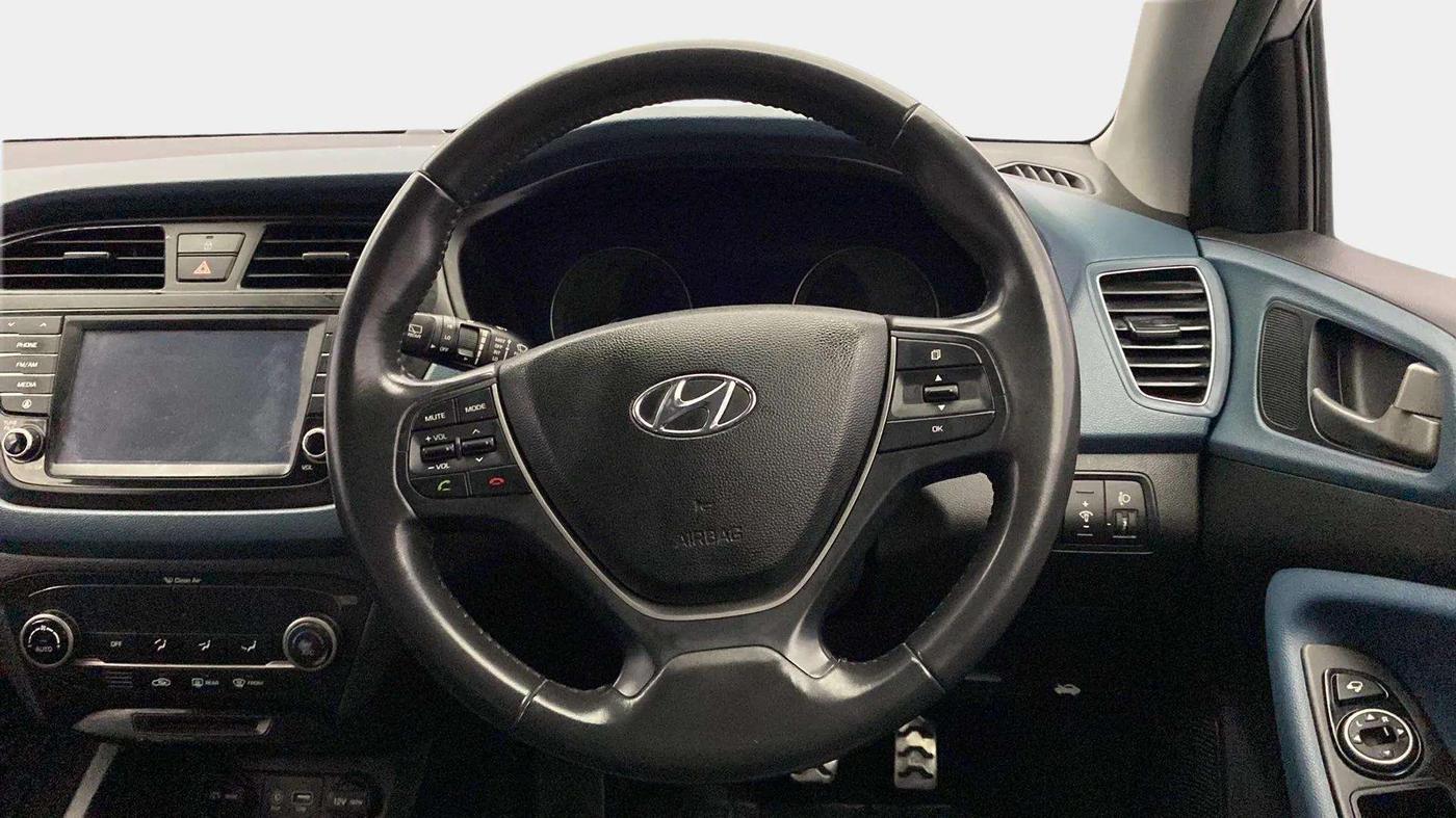 2015 Hyundai i20 Active 1.2 SX, Petrol, Manual, 91,847 km, Steering Wheel Close Up