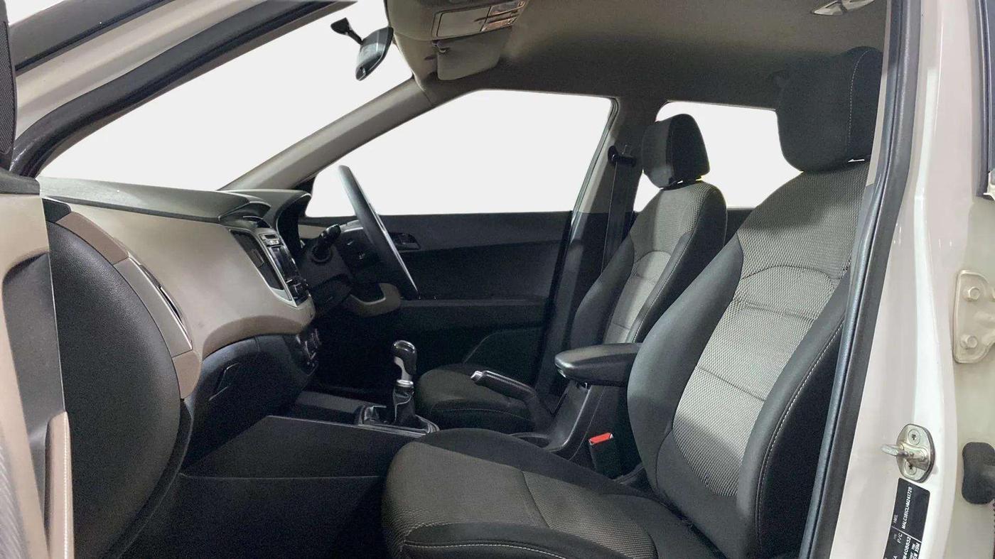 2017 Hyundai Creta E 1.6 PETROL, Petrol, Manual, 61,780 km, Right Side Front Door Cabin