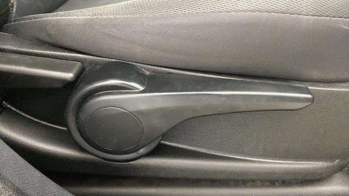 2021 Tata NEXON XZ PLUS (O) DIESEL, Diesel, Manual, 73,592 km, Driver Side Adjustment Panel