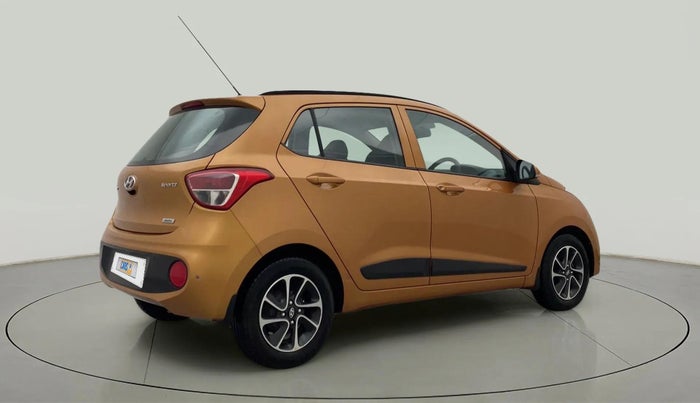 2017 Hyundai Grand i10 SPORTZ AT 1.2 KAPPA VTVT, Petrol, Automatic, 30,657 km, Right Back Diagonal