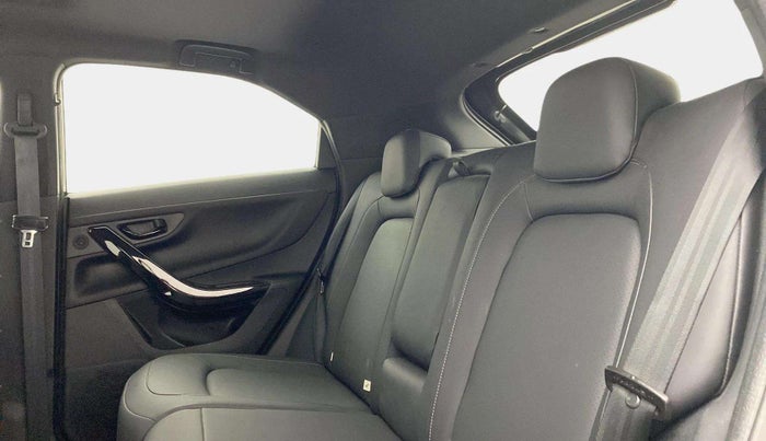 2023 Tata NEXON XZ PLUS SUNROOF DARK DIESEL, Diesel, Manual, 16,206 km, Right Side Rear Door Cabin