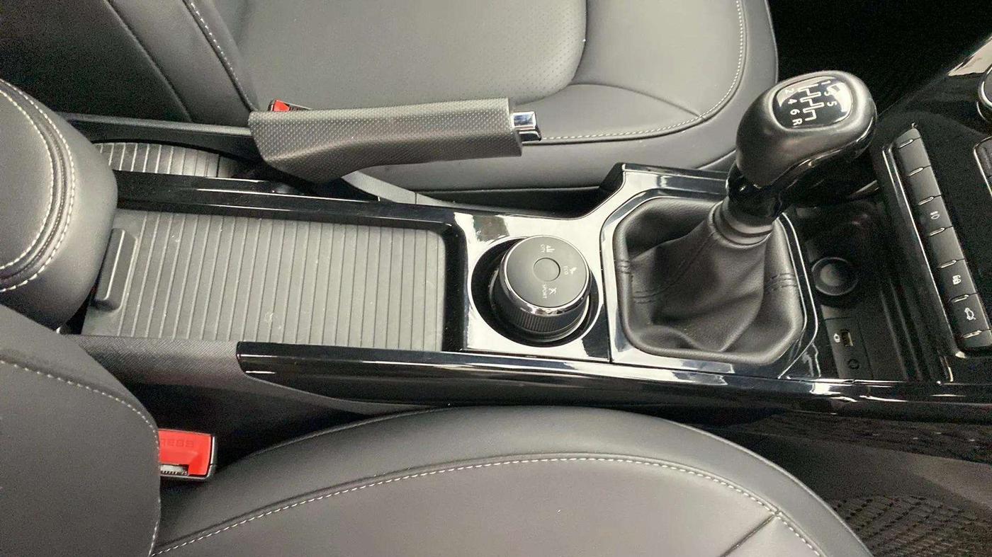 2023 Tata NEXON XZ PLUS SUNROOF DARK DIESEL, Diesel, Manual, 16,206 km, Gear Lever