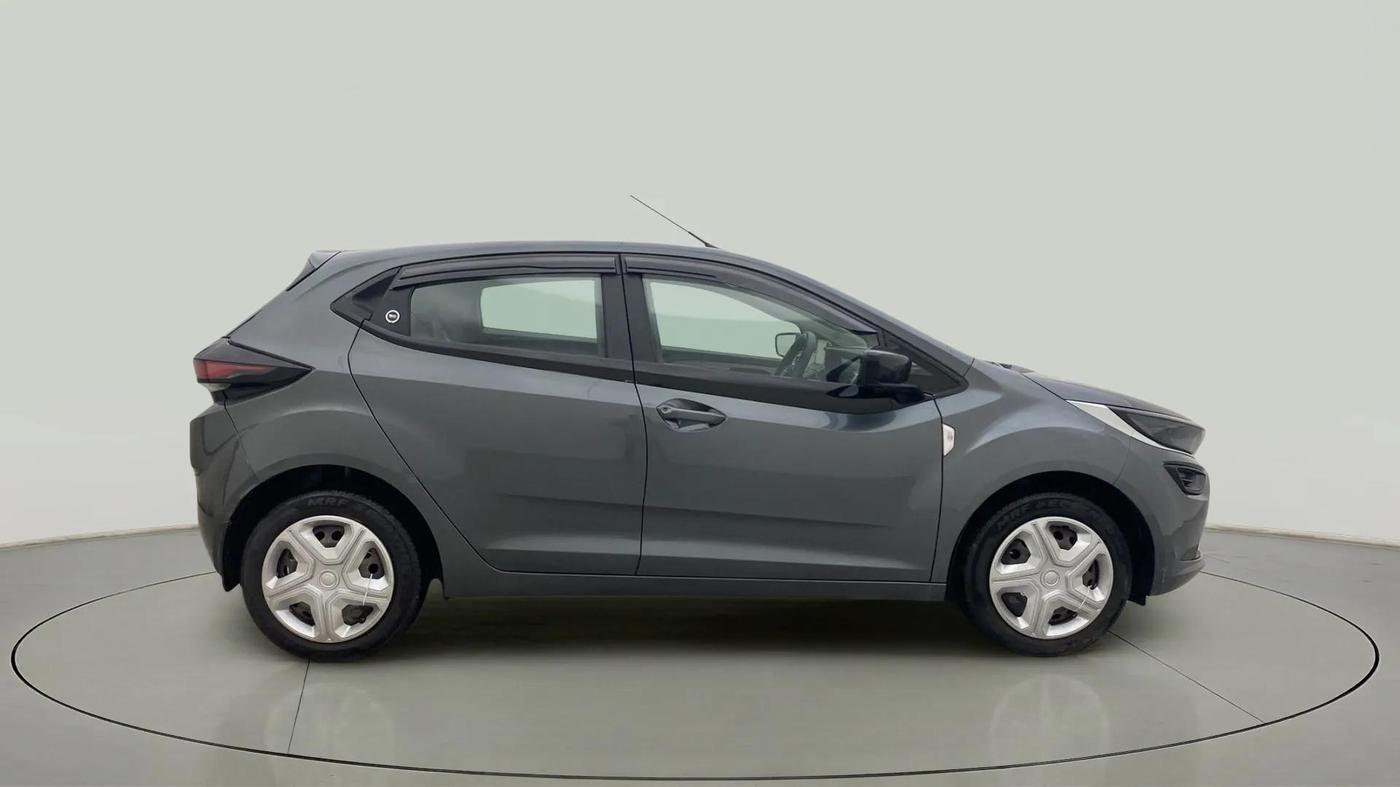 2023 Tata ALTROZ XM PLUS PETROL, Petrol, Manual, 43,303 km, Right Side View