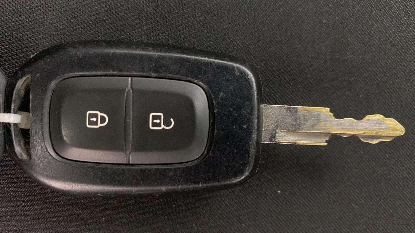 2019 Renault Kwid RXT 1.0 AMT (O), Petrol, Automatic, 41,245 km, Key Close Up