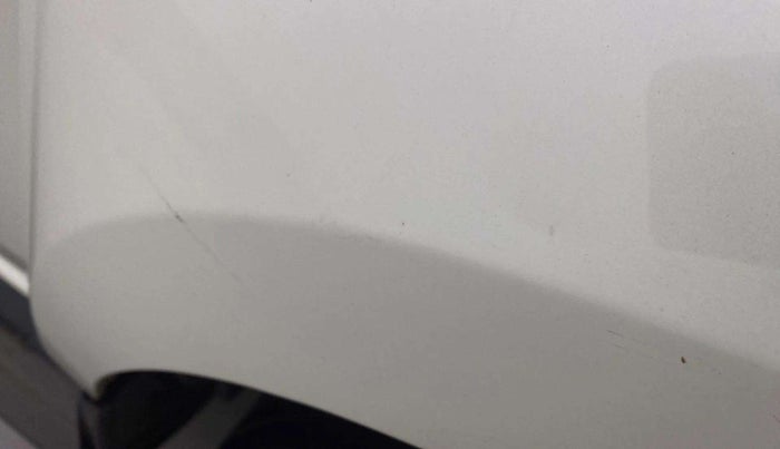 2019 Renault Duster RXS 1.5 PETROL MT, Petrol, Manual, 29,129 km, Right fender - Slightly dented