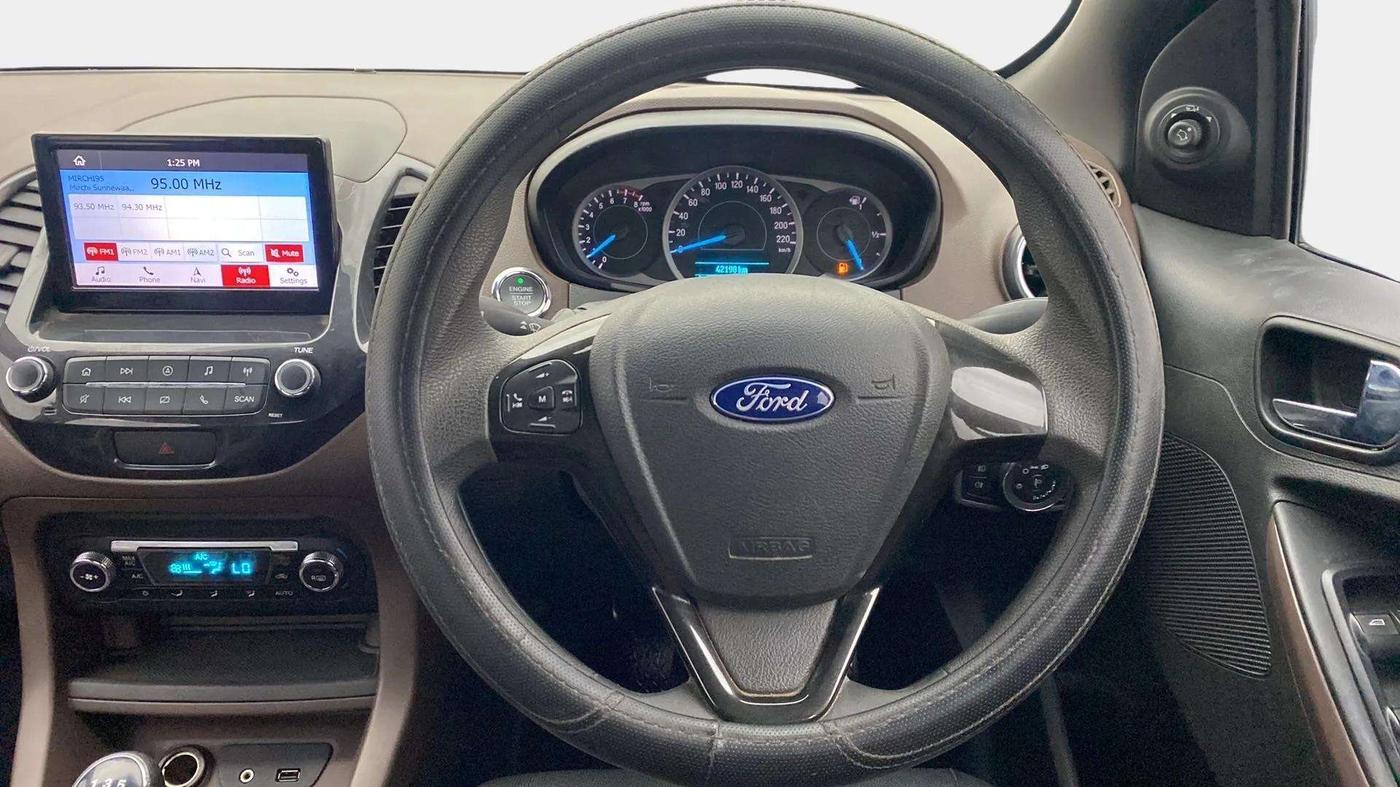 2019 Ford FREESTYLE TITANIUM 1.2 PETROL, Petrol, Manual, 42,198 km, Steering Wheel Close Up