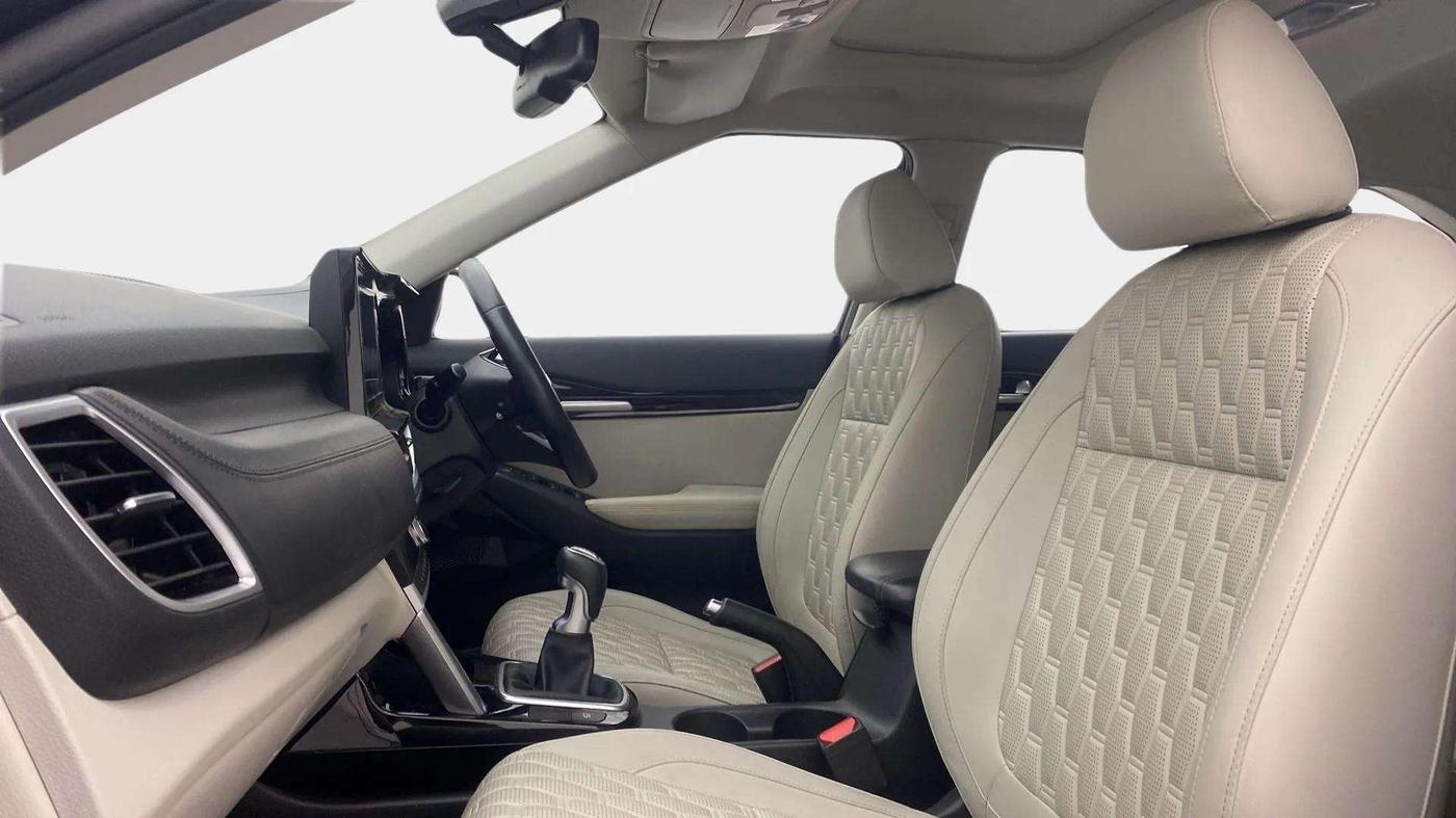 2020 KIA SELTOS HTX 1.5 PETROL, Petrol, Manual, 35,602 km, Right Side Front Door Cabin
