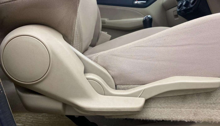 2018 Maruti Dzire VXI, Petrol, Manual, 27,762 km, Driver Side Adjustment Panel