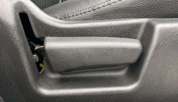 2022 Maruti Alto VXI PLUS, Petrol, Manual, 13,612 km, Driver Side Adjustment Panel