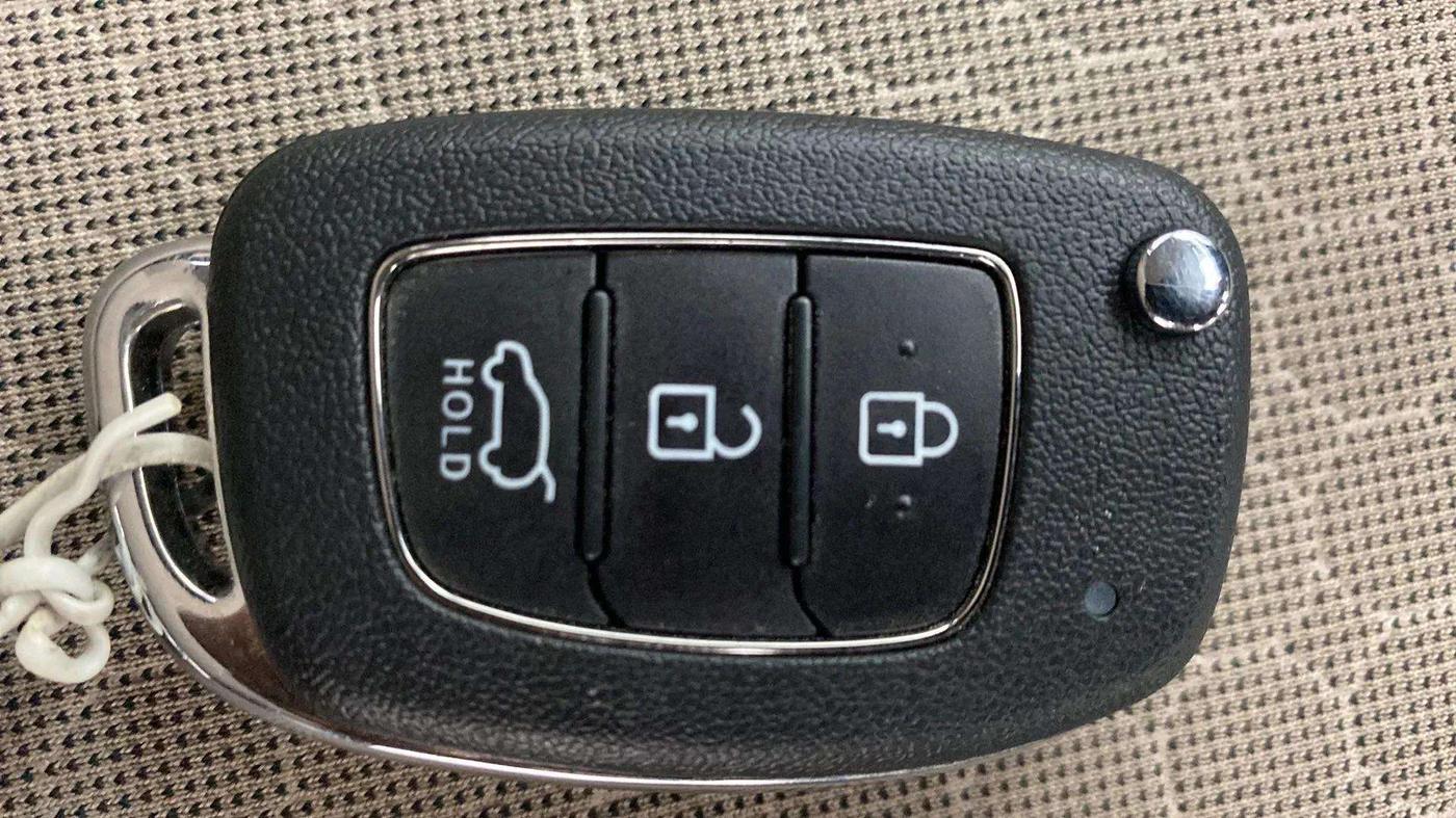 2014 Hyundai Elite i20 SPORTZ 1.2, Petrol, Manual, 59,299 km, Key Close Up