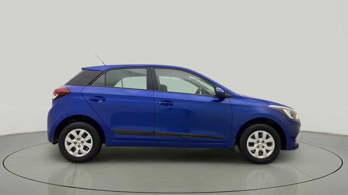 2014 Hyundai Elite i20 SPORTZ 1.2, Petrol, Manual, 59,299 km, Right Side View