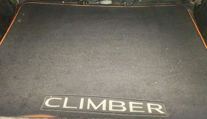 2018 Renault Kwid CLIMBER 1.0 AMT, Petrol, Automatic, 18,849 km, Boot Inside