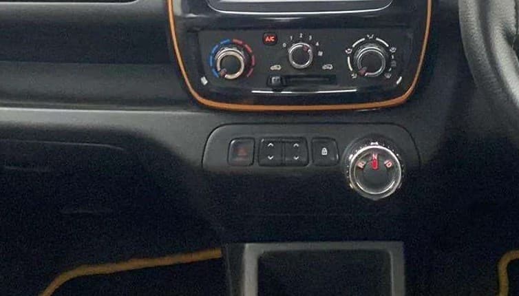 2018 Renault Kwid CLIMBER 1.0 AMT, Petrol, Automatic, 18,849 km, Gear Lever