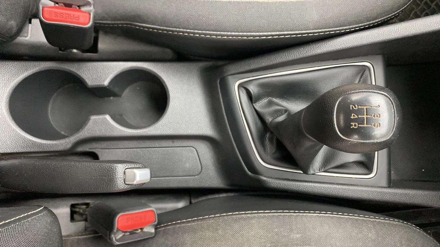 2019 Hyundai Elite i20 MAGNA PLUS 1.2, Petrol, Manual, 43,881 km, Gear Lever