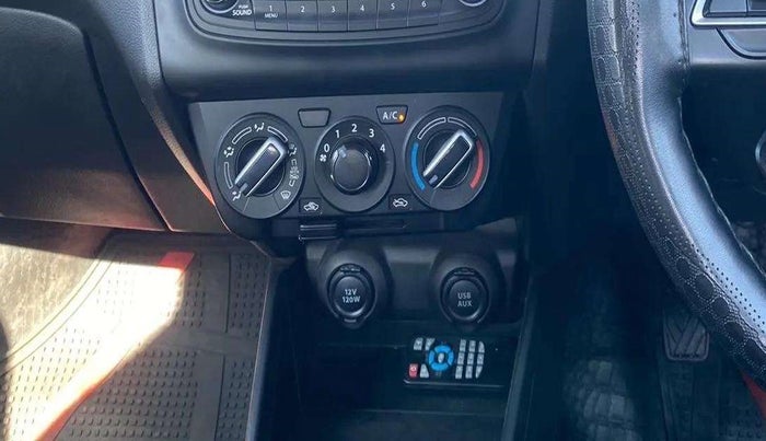 2020 Maruti Swift VXI, Petrol, Manual, 15,358 km, AC Unit - Car heater not working