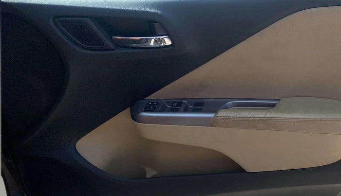 2015 Honda City 1.5L I-VTEC VX, Petrol, Manual, 45,228 km, Driver Side Door Panels Control