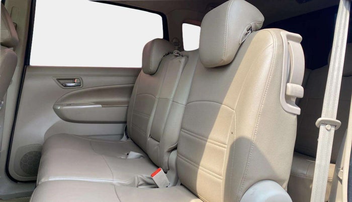 2016 Maruti Ertiga ZDI + SHVS, Diesel, Manual, 82,954 km, Right Side Rear Door Cabin