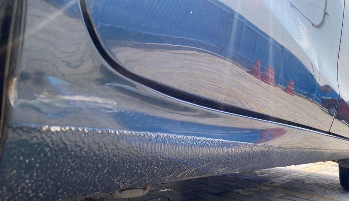 2016 Maruti Ertiga ZDI + SHVS, Diesel, Manual, 82,954 km, Right running board - Slightly dented
