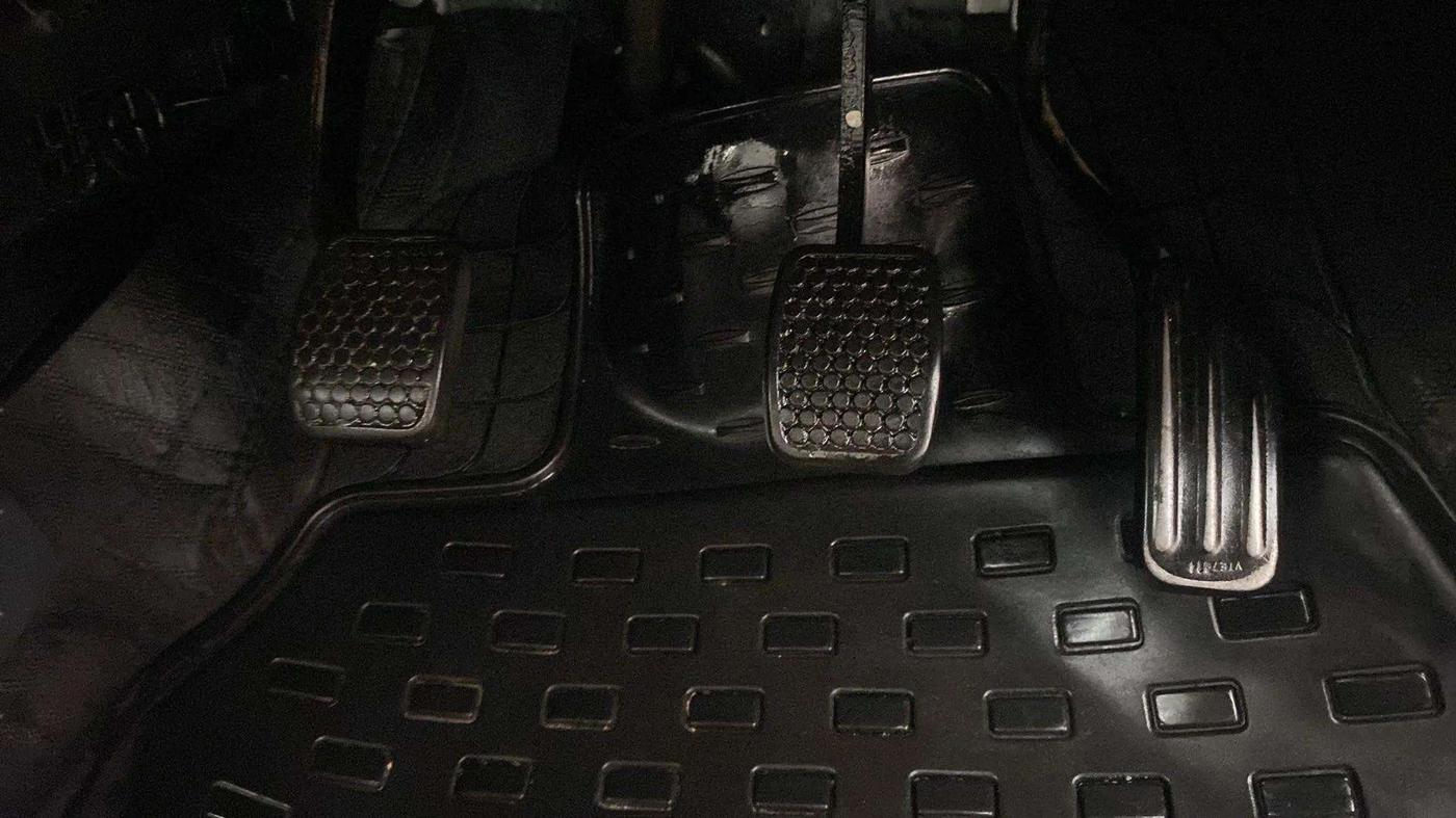 2014 Maruti Alto 800 LXI, Petrol, Manual, 22,618 km, Pedals