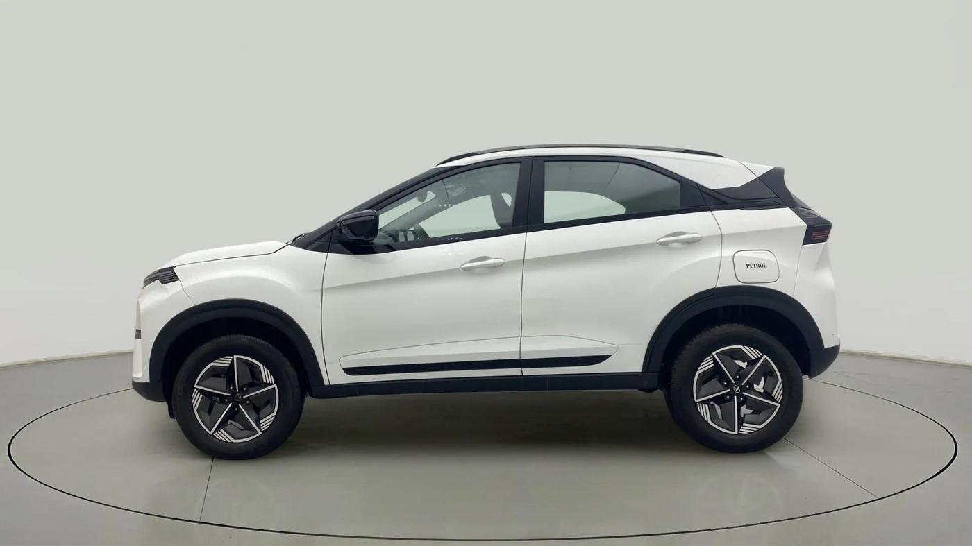 2024 Tata NEXON CREATIVE + SUNROOF 1.2 PETROL, Petrol, Manual, 17,994 km, Left Side
