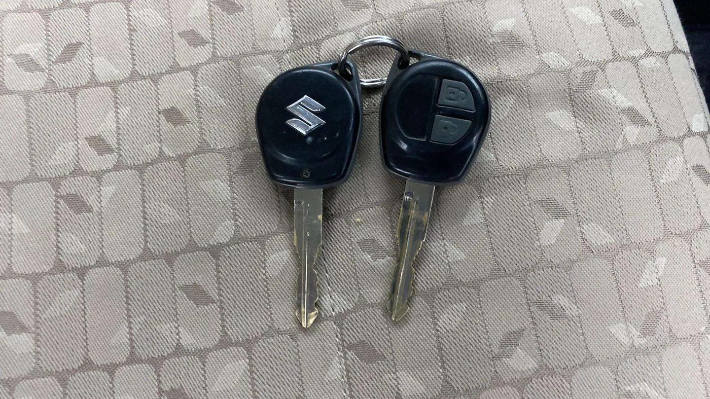 2017 Maruti Wagon R 1.0 VXI, Petrol, Manual, 76,201 km, Key Close Up
