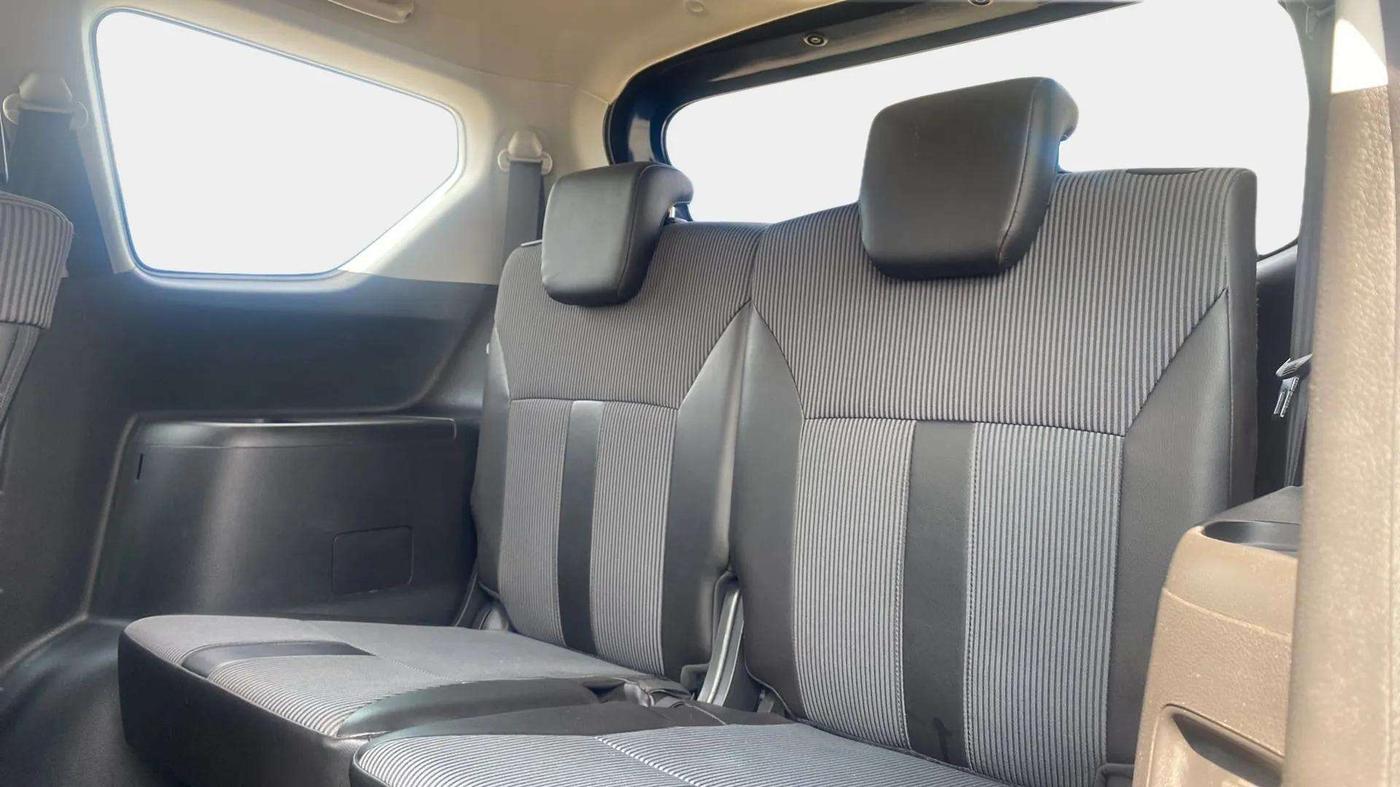 2022 Maruti XL6 ZETA MT, Petrol, Manual, 16,246 km, Third Seat Row ( optional )