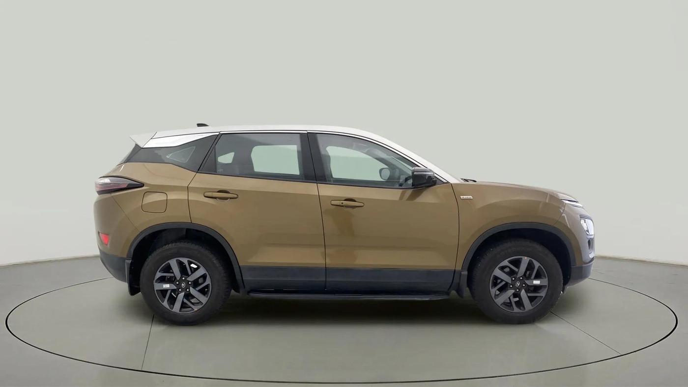 2022 Tata Harrier XZA PLUS JET 2.0L, Diesel, Automatic, 20,234 km, Right Side View