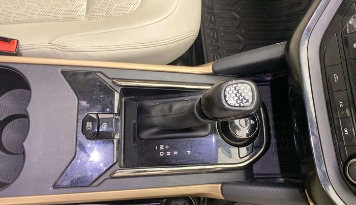 2022 Tata Harrier XZA PLUS JET 2.0L, Diesel, Automatic, 20,234 km, Gear Lever