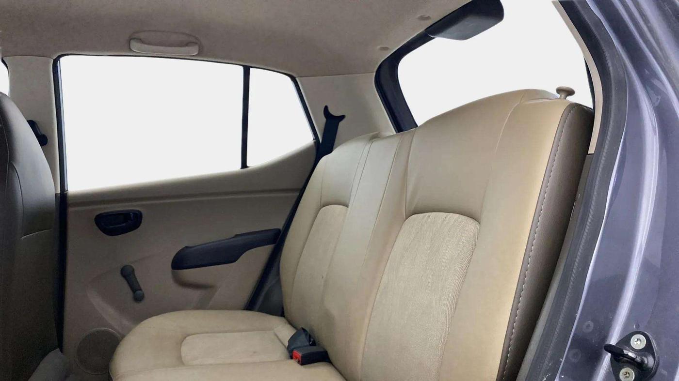 2013 Hyundai i10 ERA 1.1, Petrol, Manual, 66,911 km, Right Side Rear Door Cabin