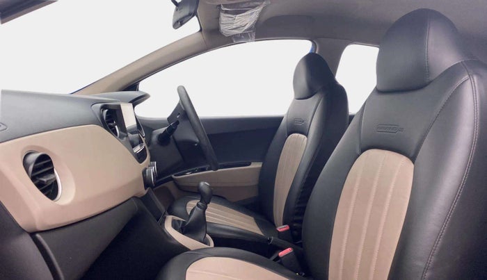 2018 Hyundai Grand i10 MAGNA 1.2 KAPPA VTVT, Petrol, Manual, 15,564 km, Right Side Front Door Cabin