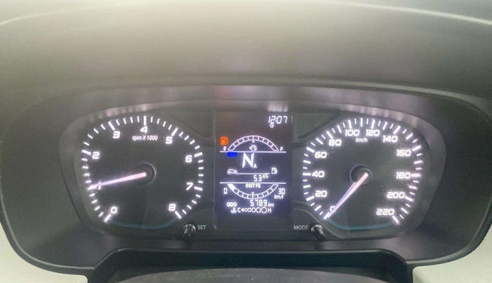 2023 Tata PUNCH ACCOMPLISHED AMT, Petrol, Automatic, 5,811 km, Odometer Image