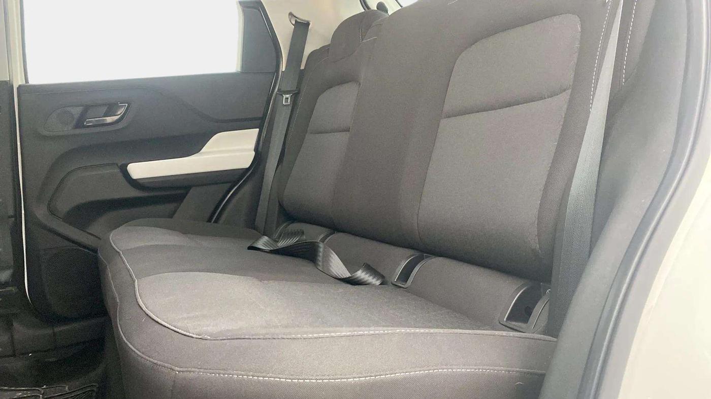 2023 Tata PUNCH ACCOMPLISHED AMT, Petrol, Automatic, 5,811 km, Right Side Rear Door Cabin